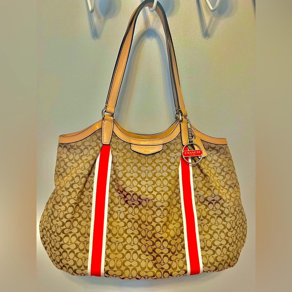 COACH Signature 🍊Striped Devin Bag, No. F26131